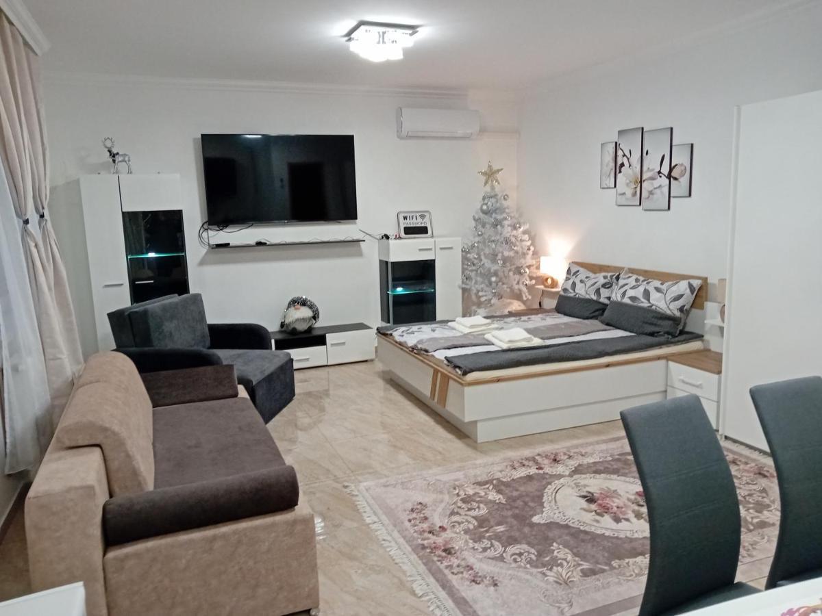 Hangjegy Apartman Debrecen Exterior photo